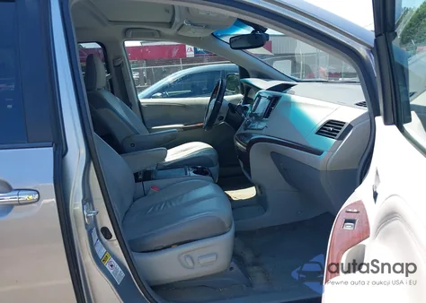 2014 Toyota Sienna Limited 7 Passenger from USA, damaged, VIN 5TDDK3DC2ES093805